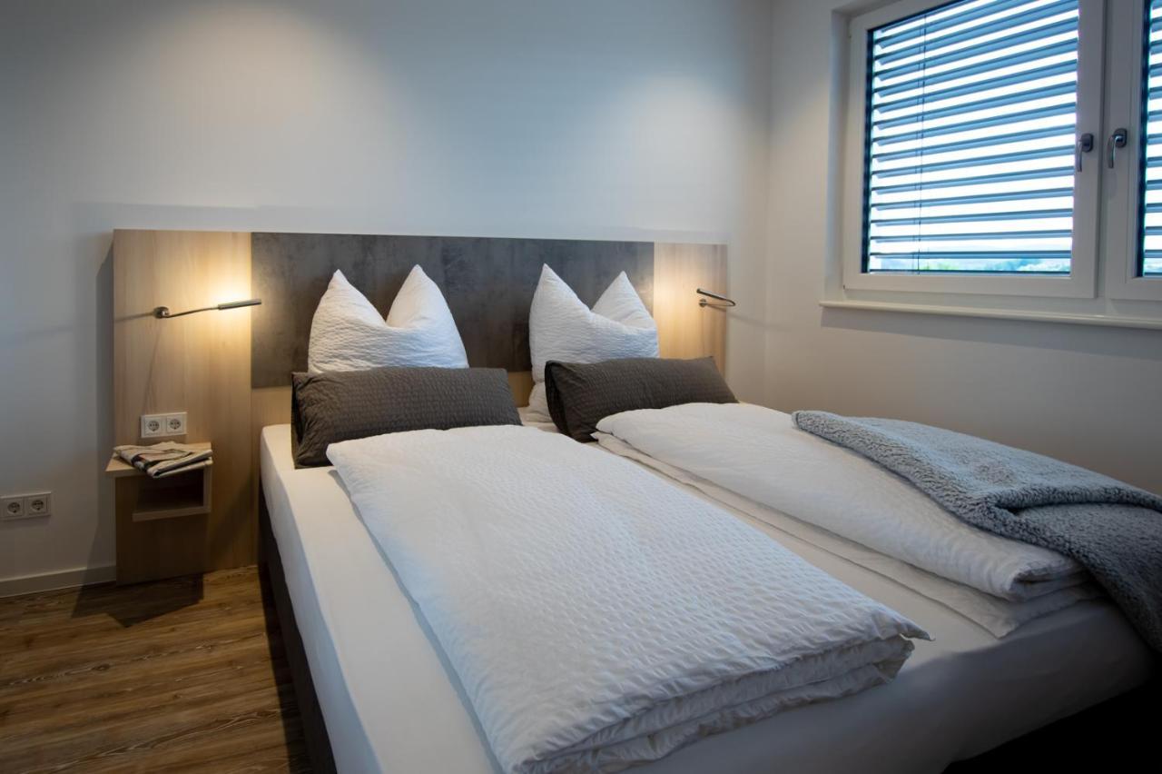 Livin63 Studio Apartments Hoesbach Luaran gambar
